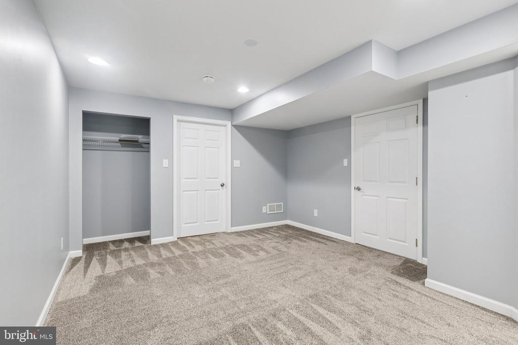 104 BERKSHIRE LANE