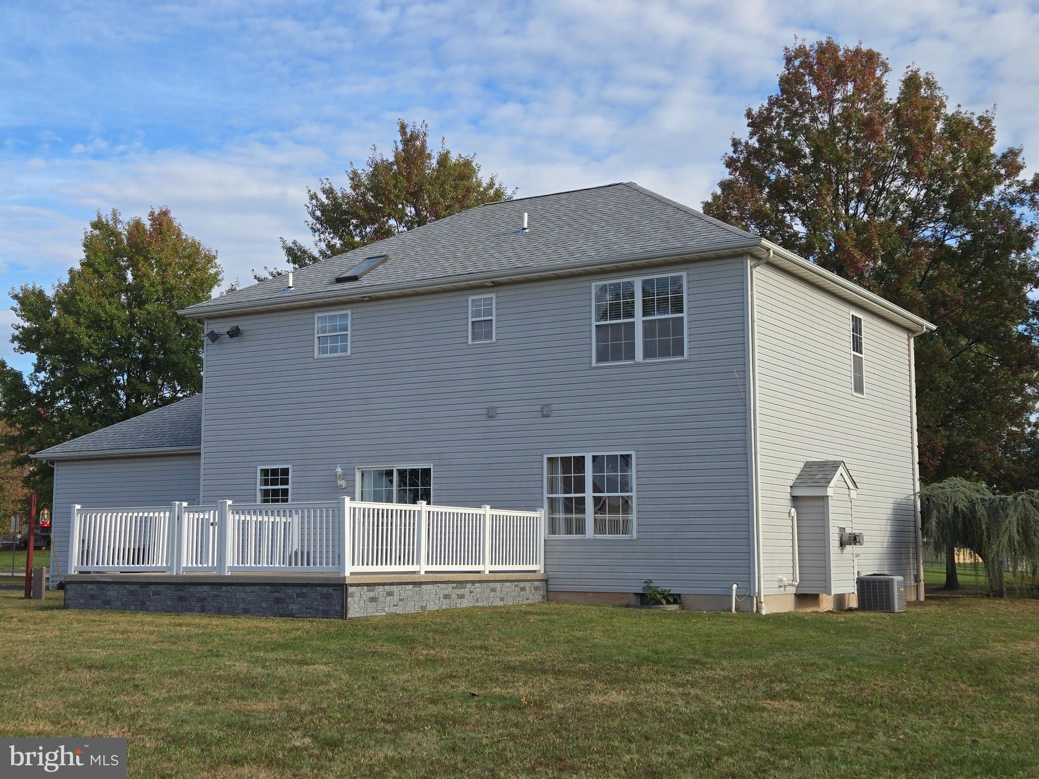 104 BERKSHIRE LANE