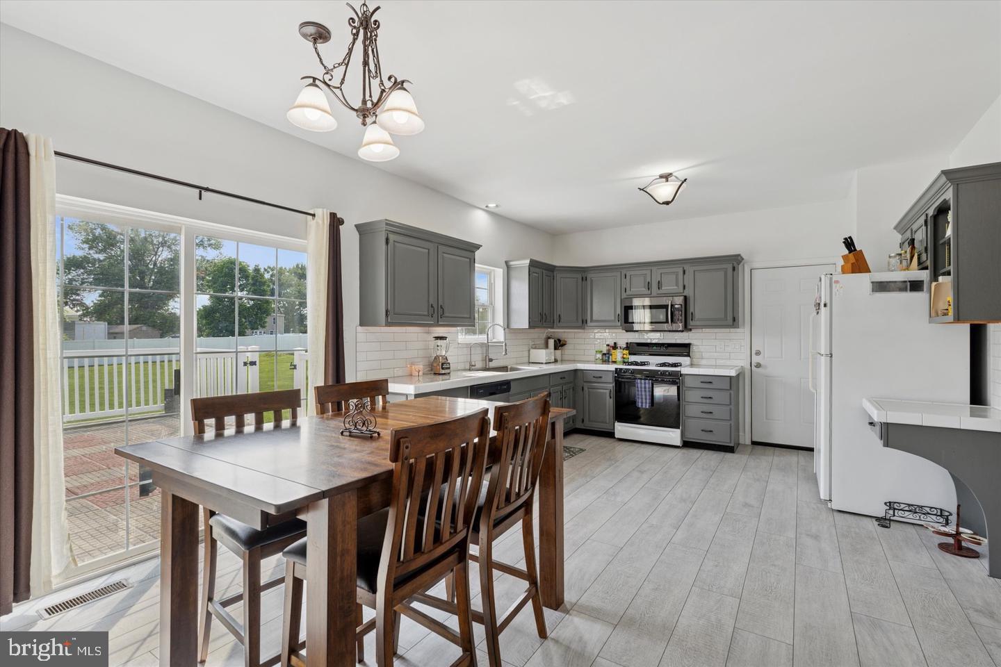 104 BERKSHIRE LANE