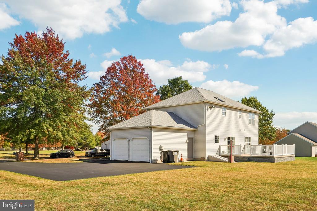 104 BERKSHIRE LANE