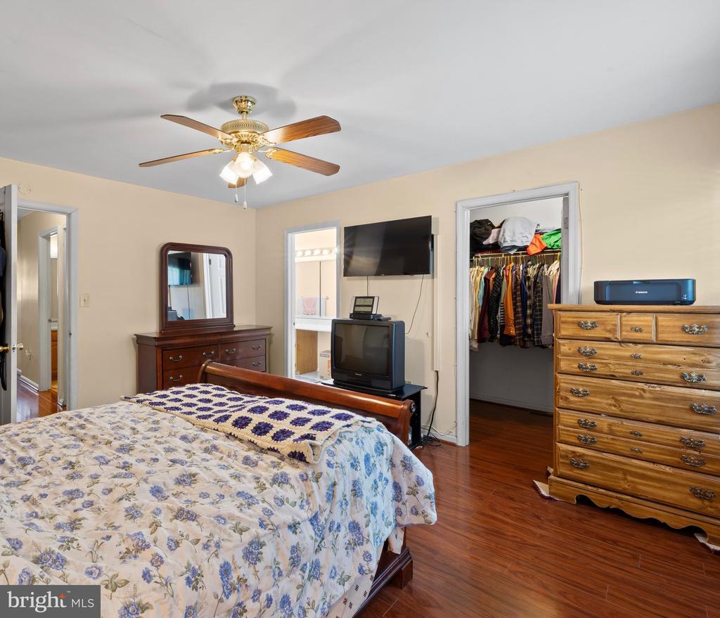 345 BRADFORD LANE