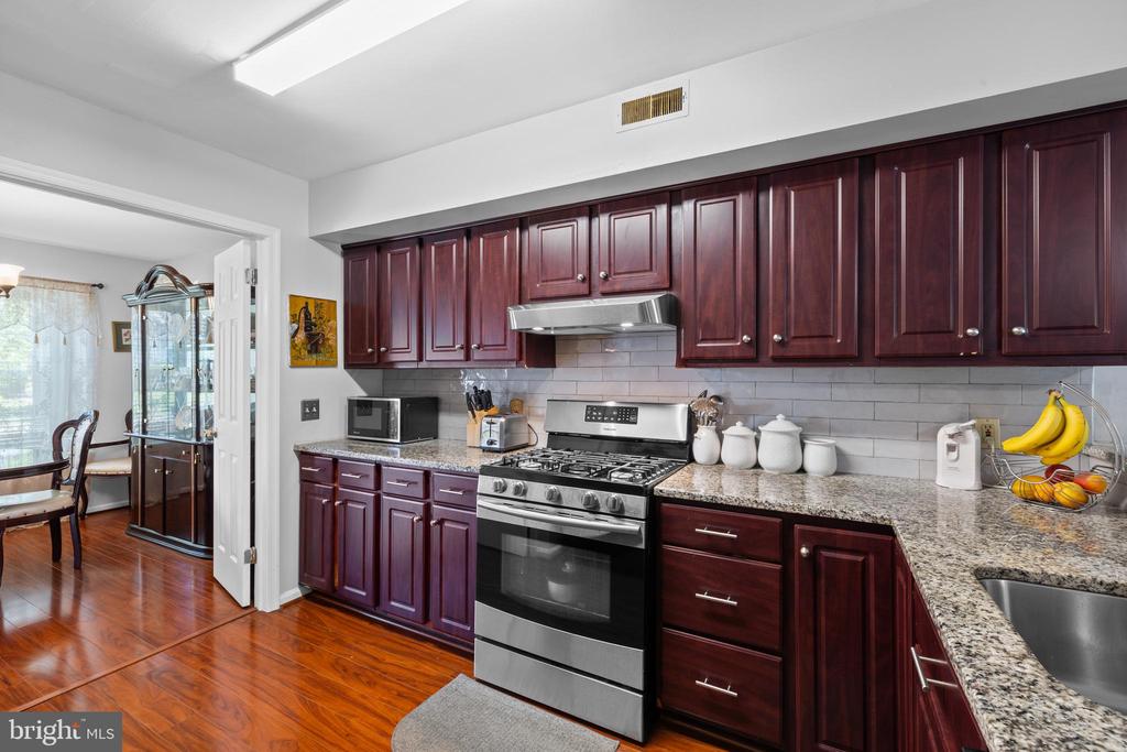 345 BRADFORD LANE