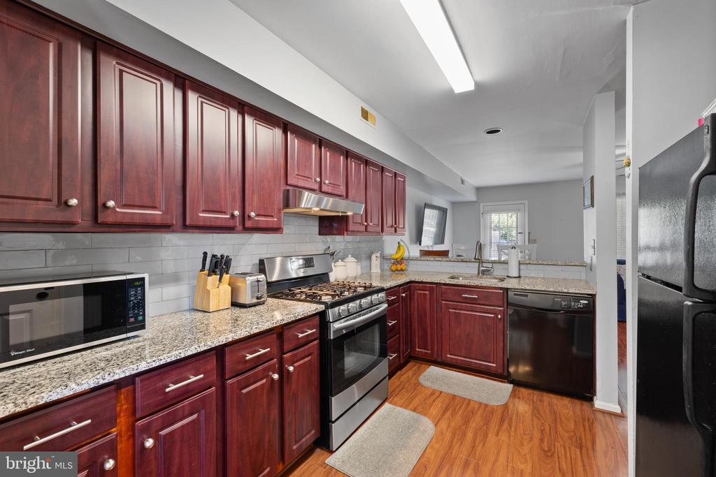 345 BRADFORD LANE