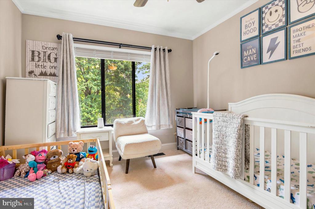 202 STONYBROOK DRIVE Unit: 202
