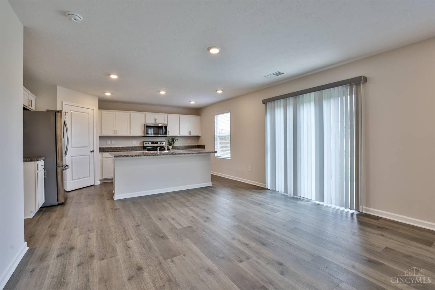 5056 Lakeview Drive