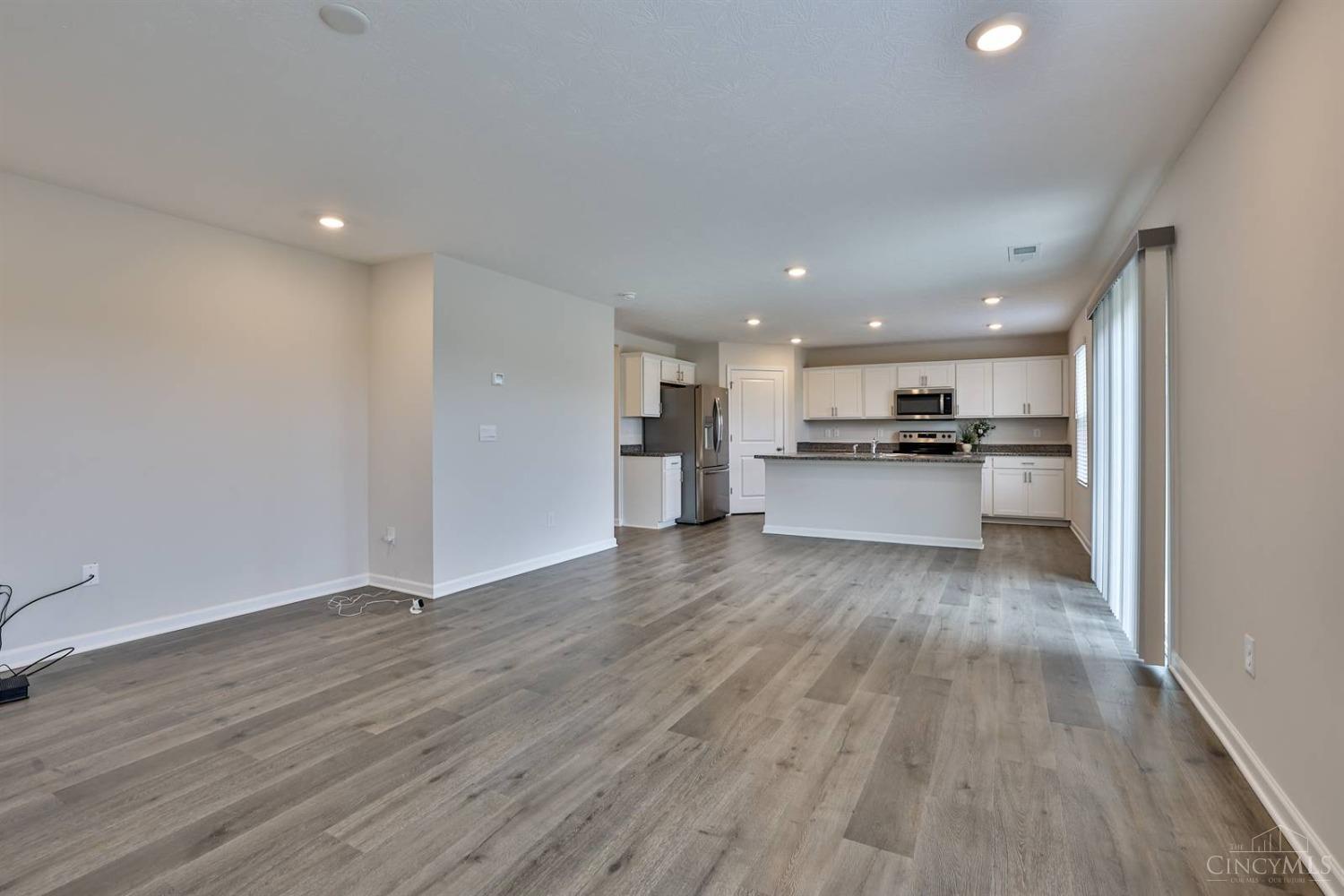 5056 Lakeview Drive