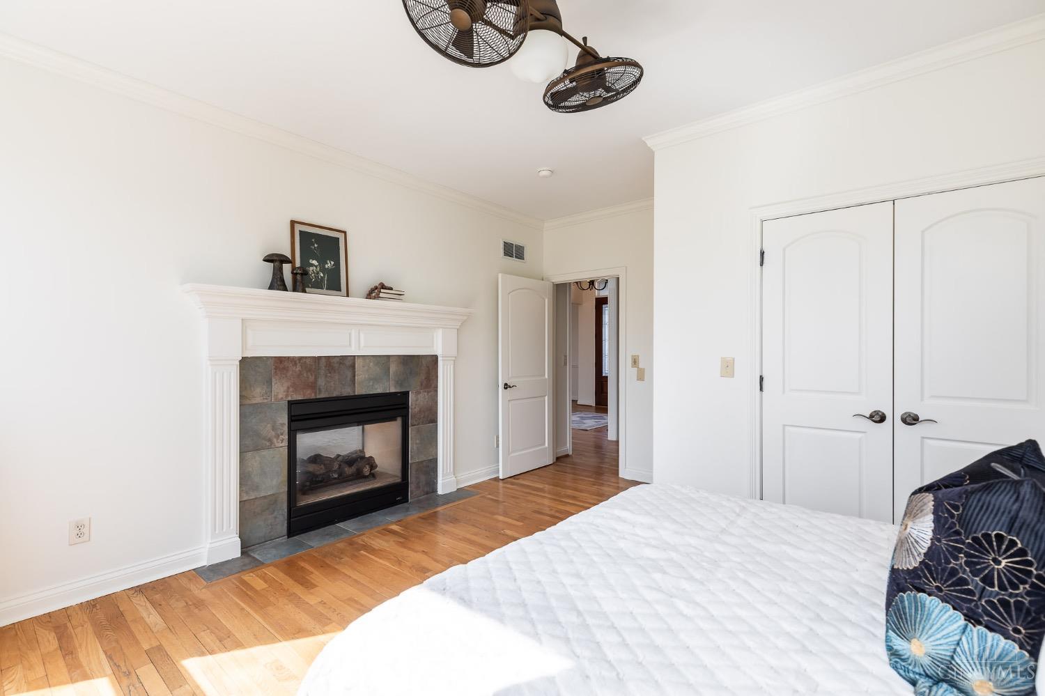 1613 Hawk Ridge Drive