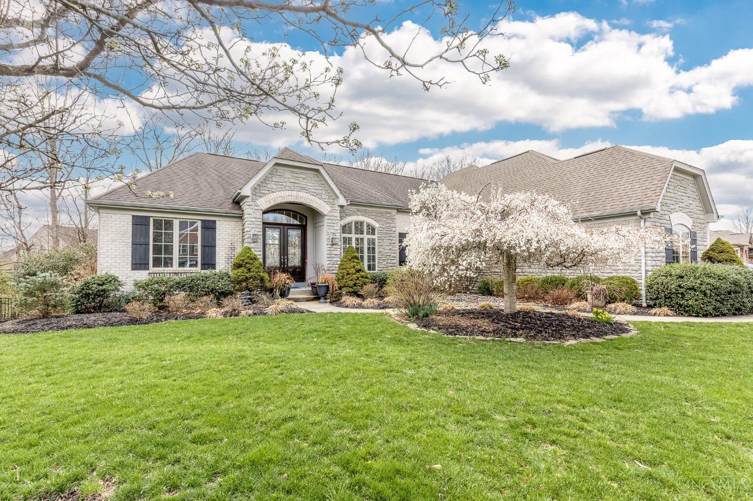 1613 Hawk Ridge Drive