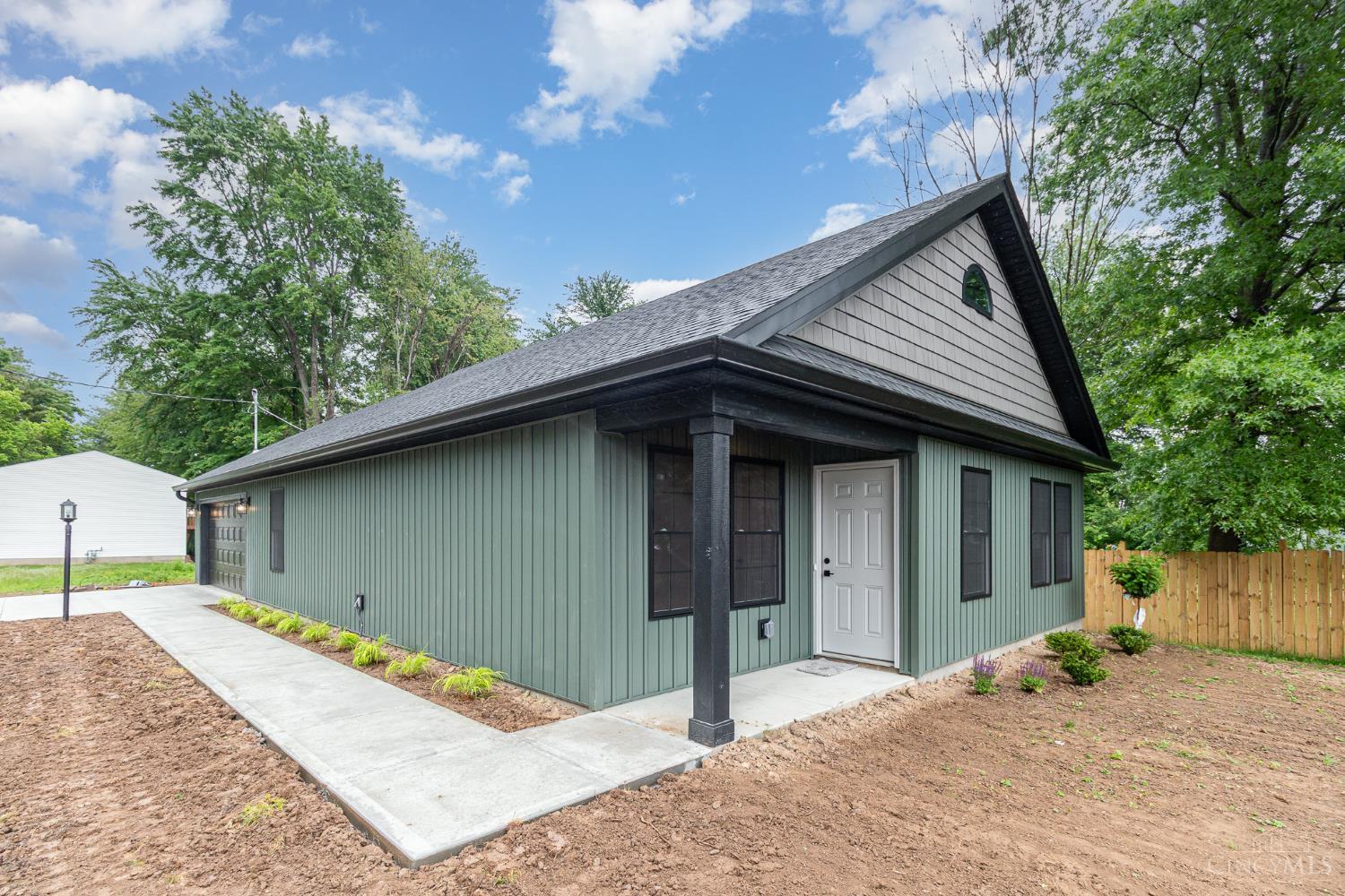 4414 Dogwood Drive