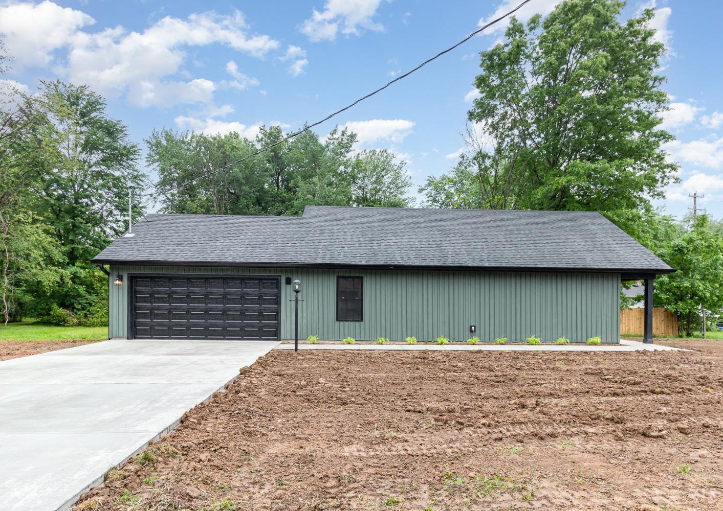 4414 Dogwood Drive