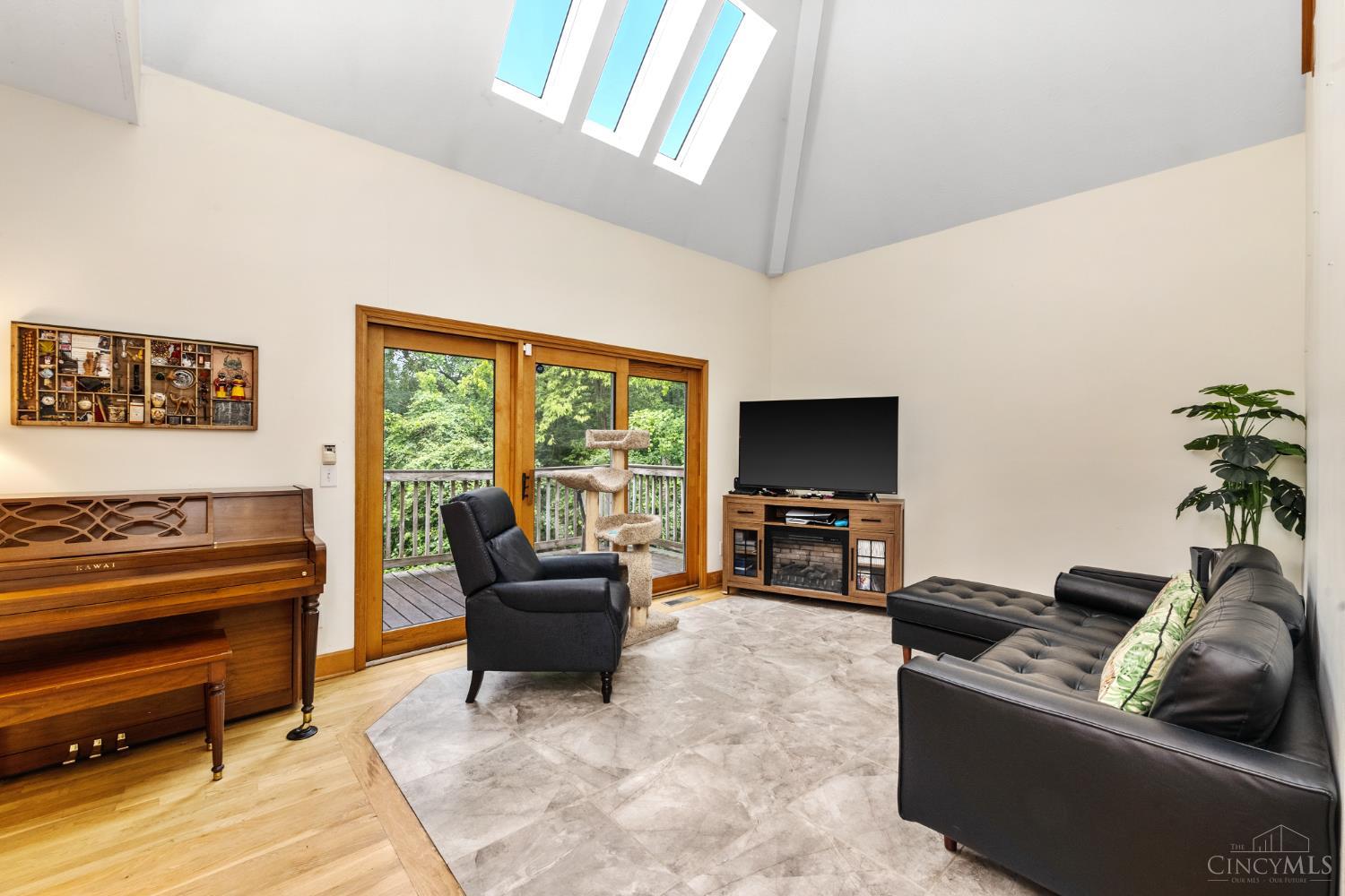 5737 Brant Road