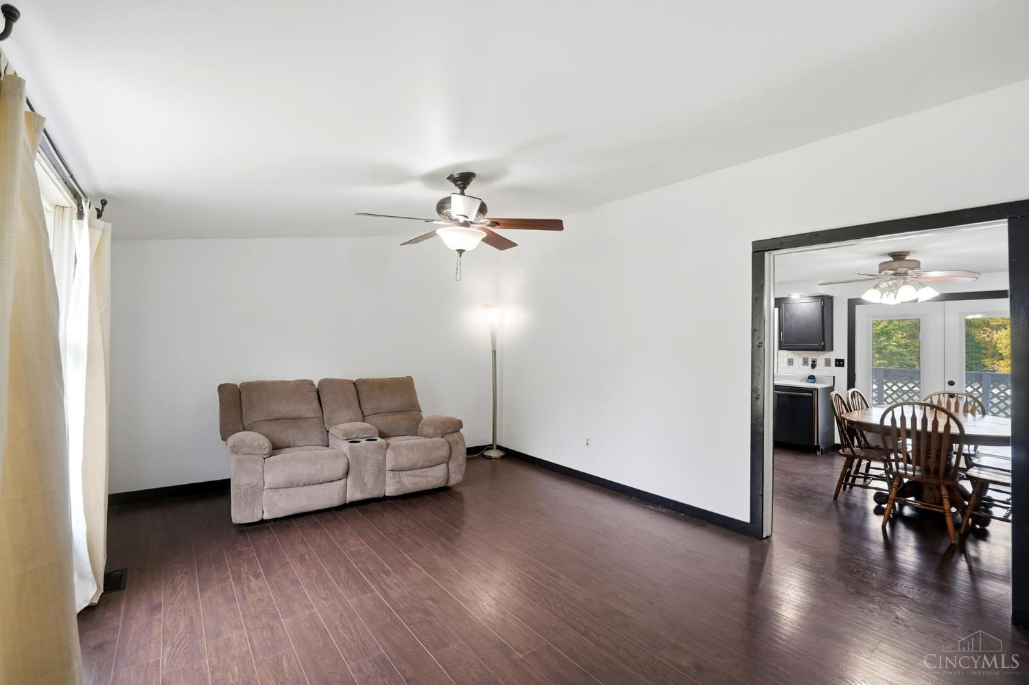 4964 St Rt 132