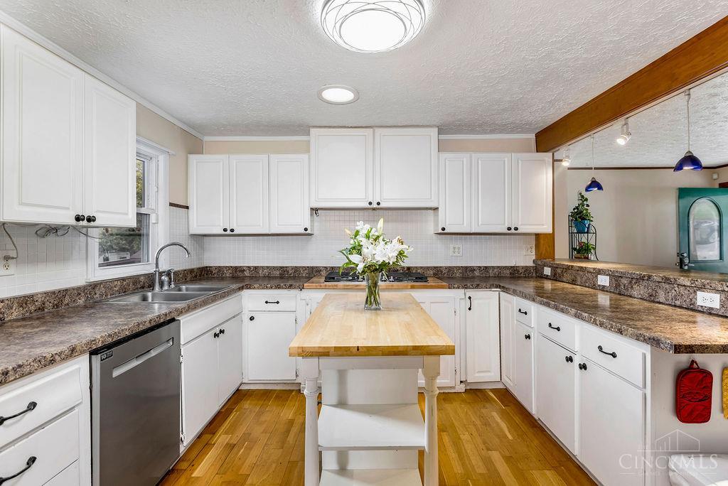 5059 Robinson Vail Road