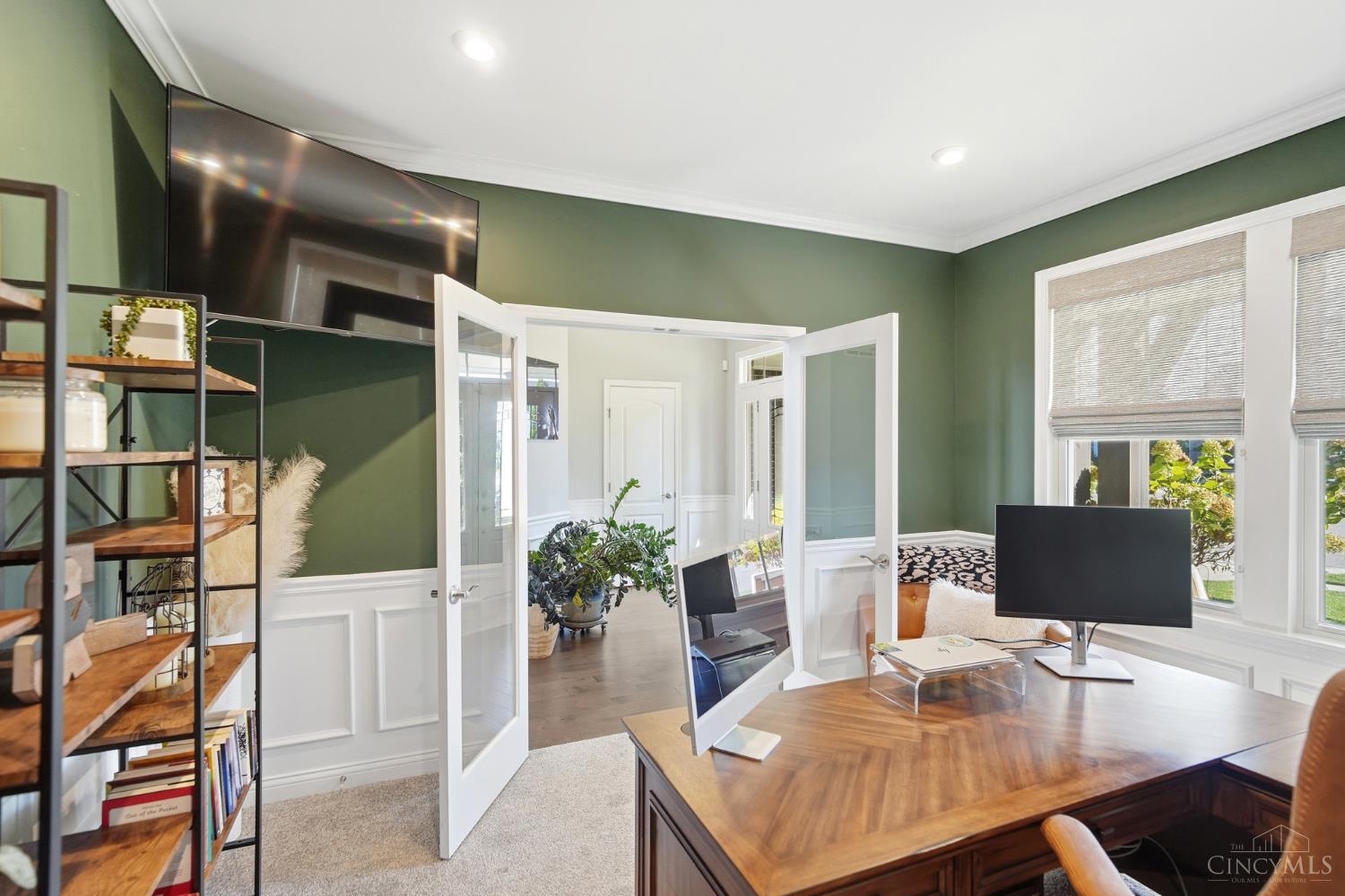 1571 Canterbury Court