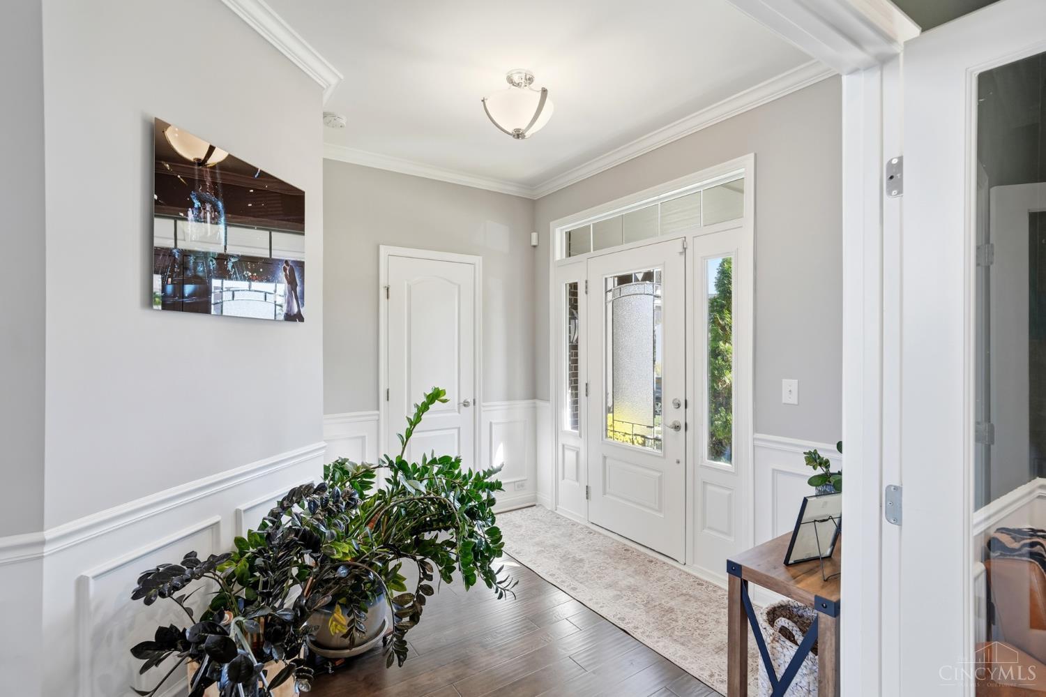 1571 Canterbury Court