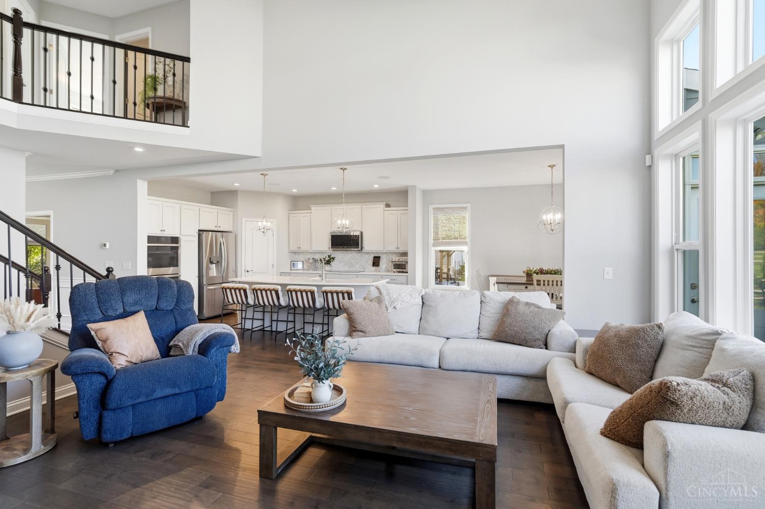 1571 Canterbury Court