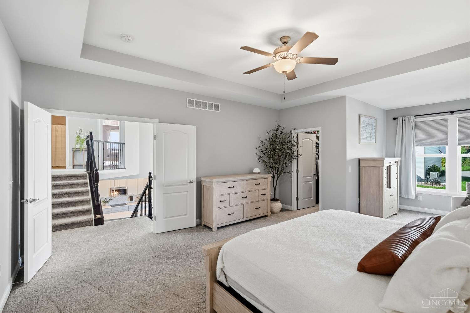 1571 Canterbury Court