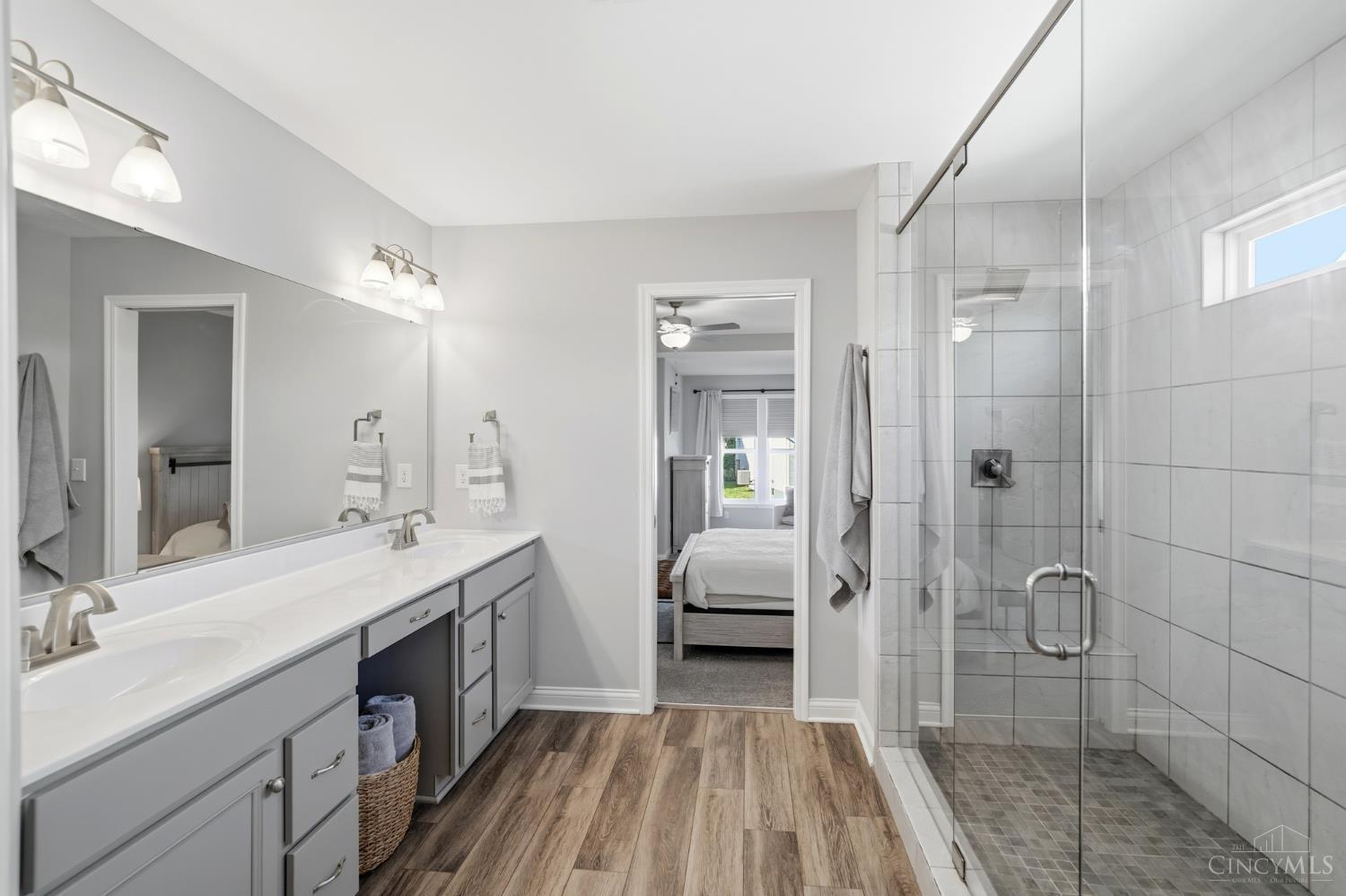 1571 Canterbury Court