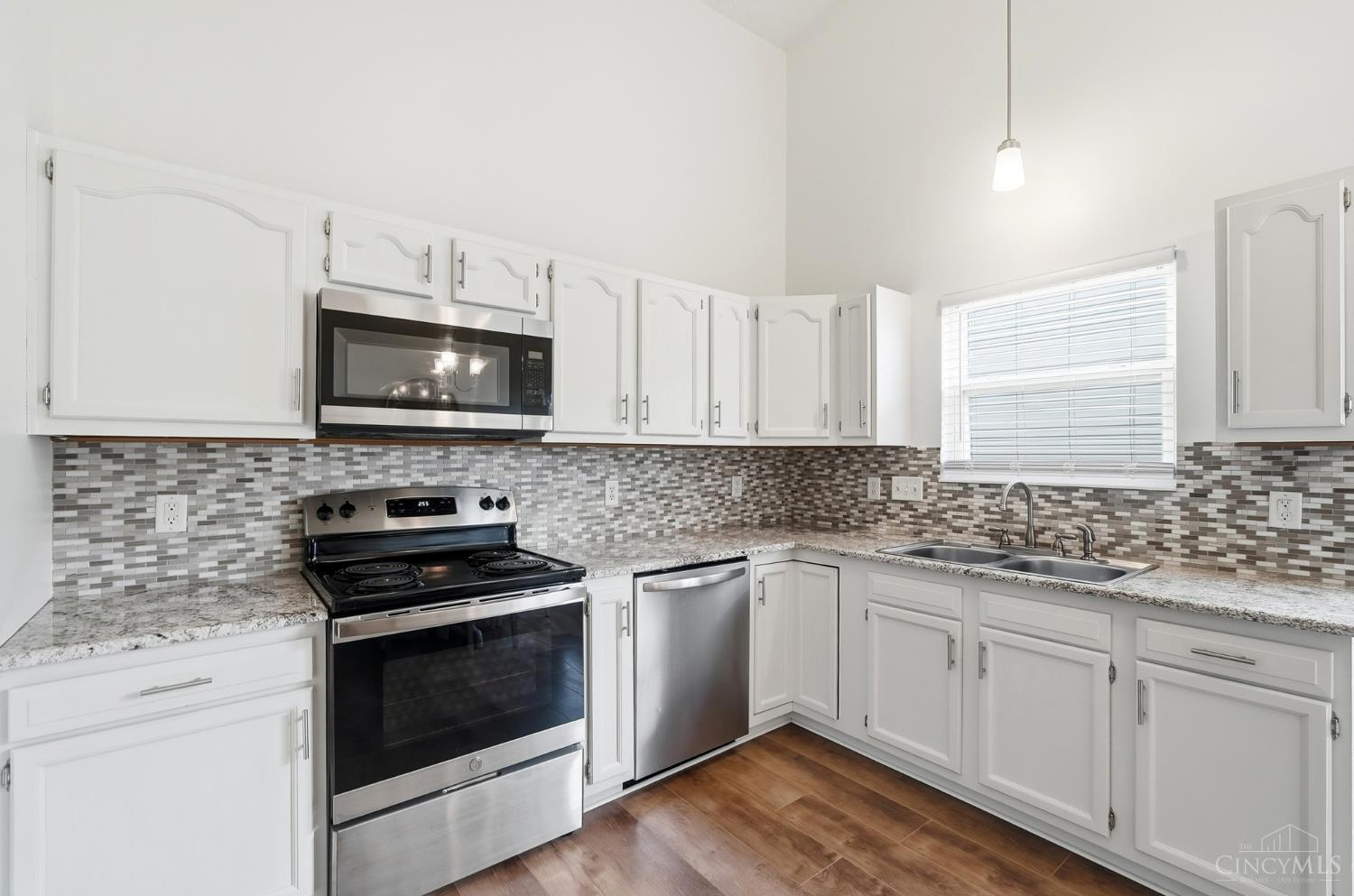911 Nelson Lane Unit: B