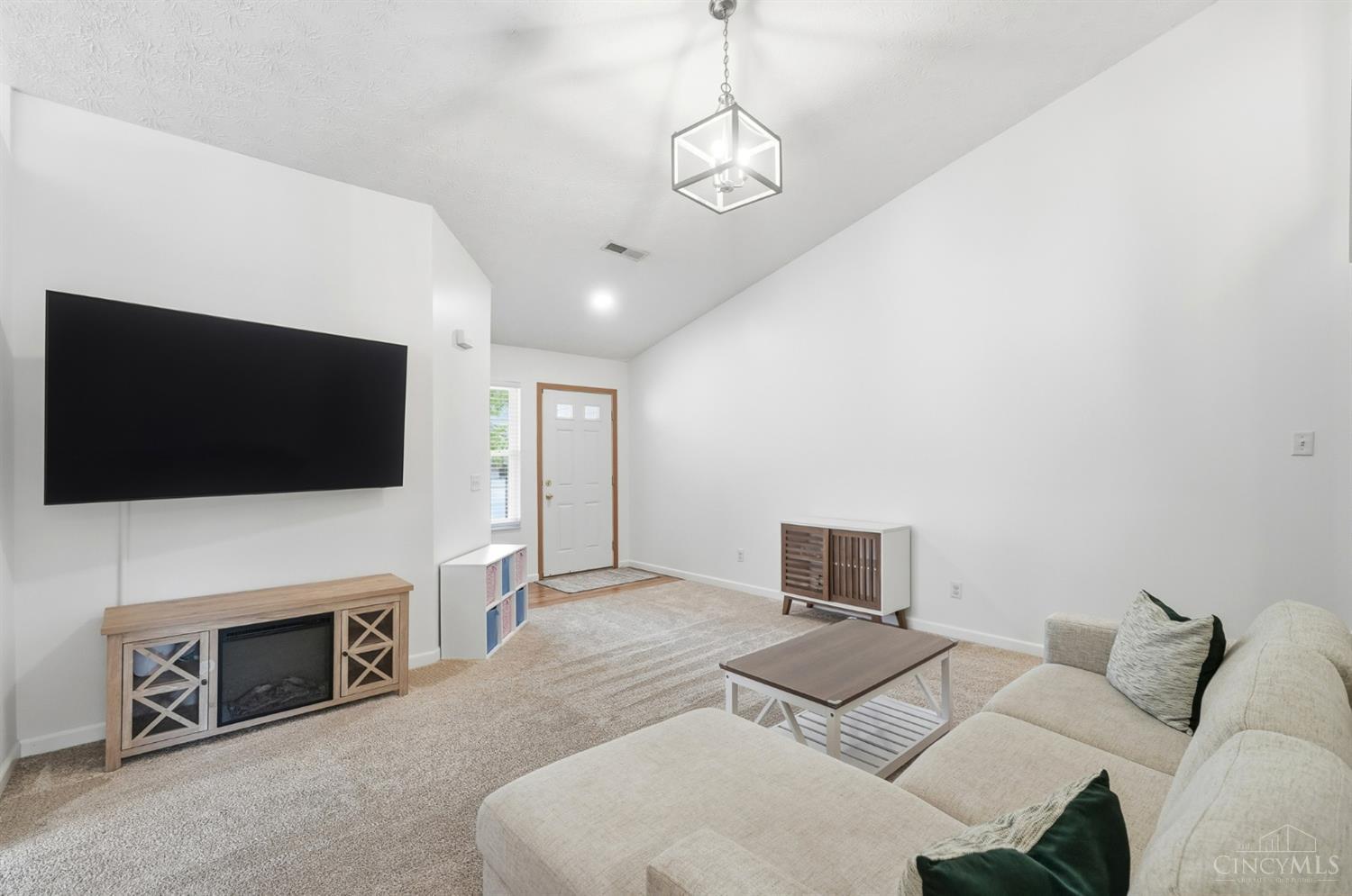 911 Nelson Lane Unit: B