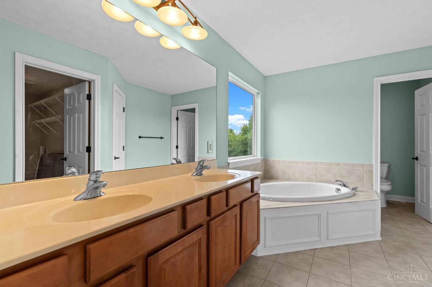 1149 Apple Blossom Lane