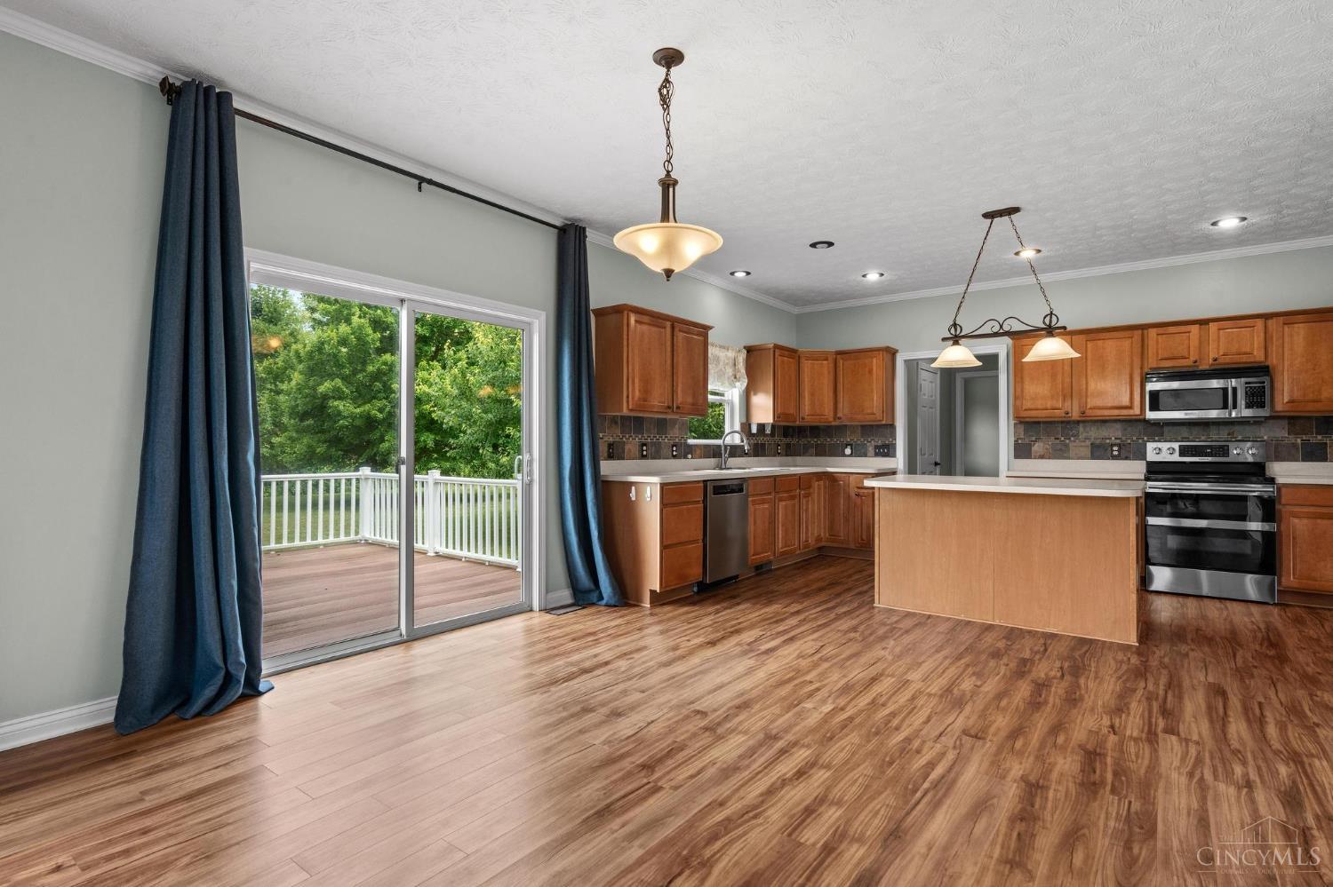 1149 Apple Blossom Lane