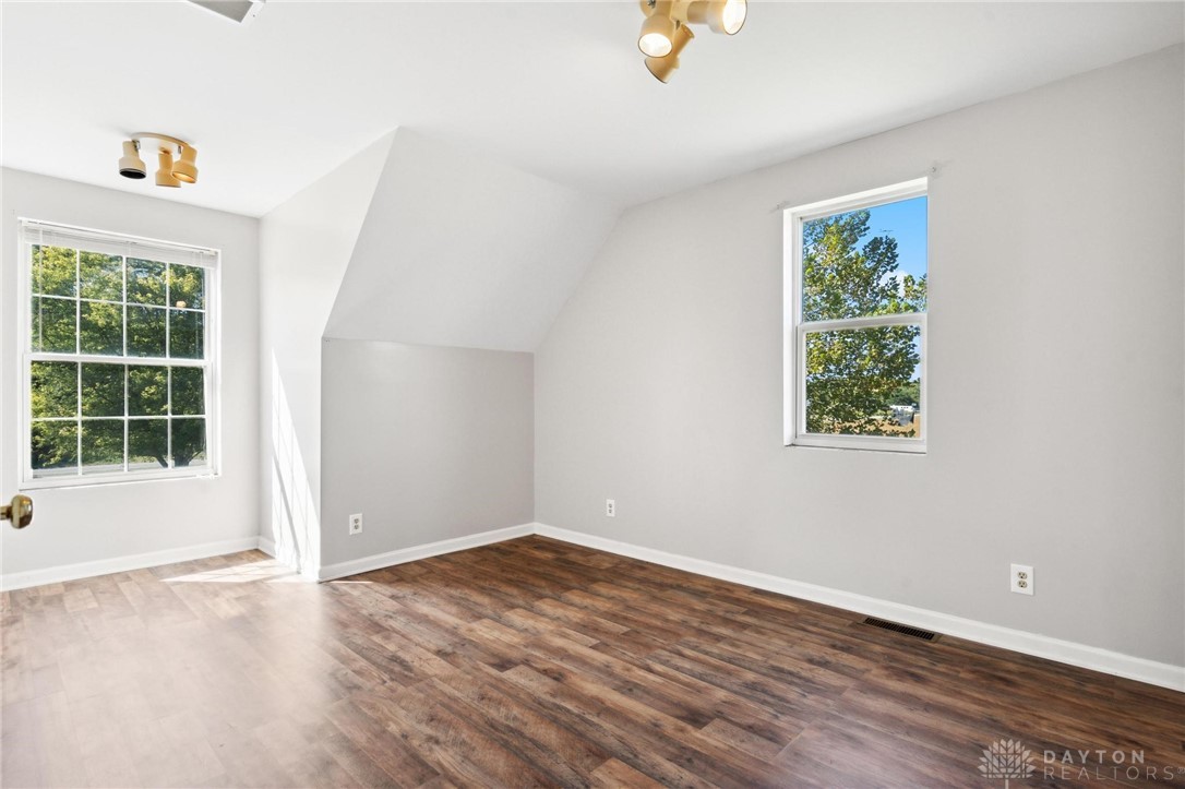 299 Sycamore Road
