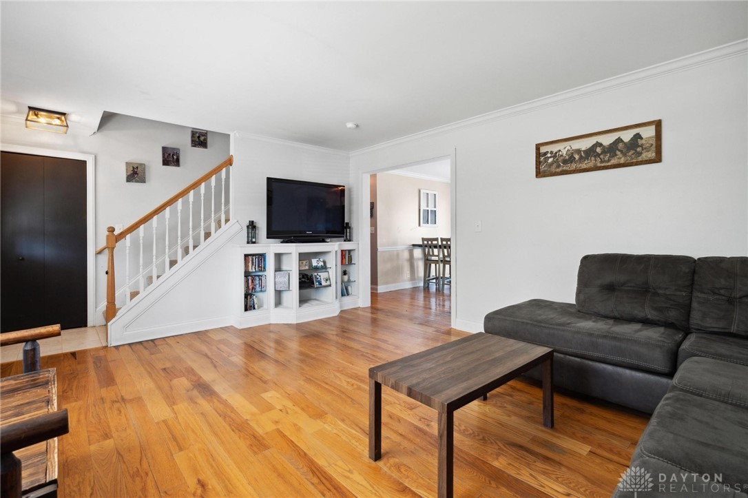 299 Sycamore Road