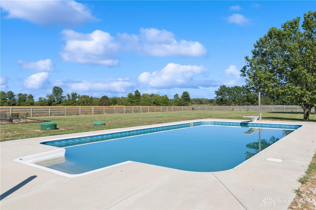 299 Sycamore Road