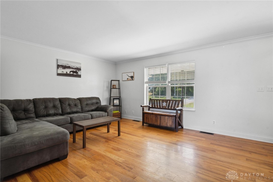 299 Sycamore Road