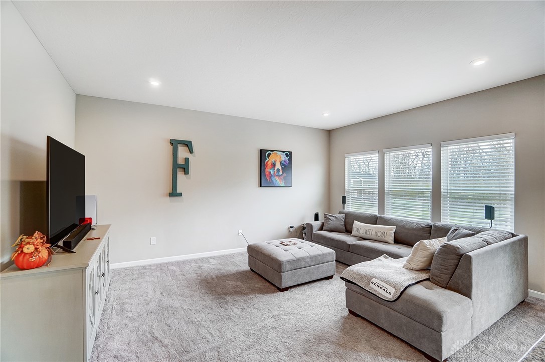 2740 Leonardo Way