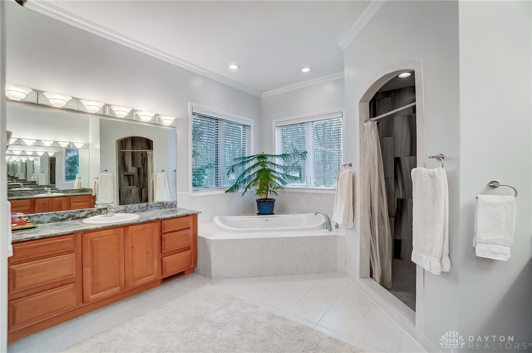3558 Golden Fox Trail