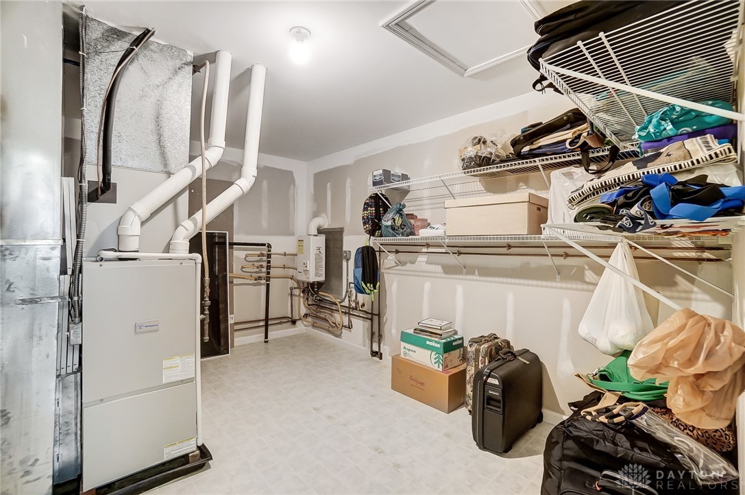 3558 Golden Fox Trail