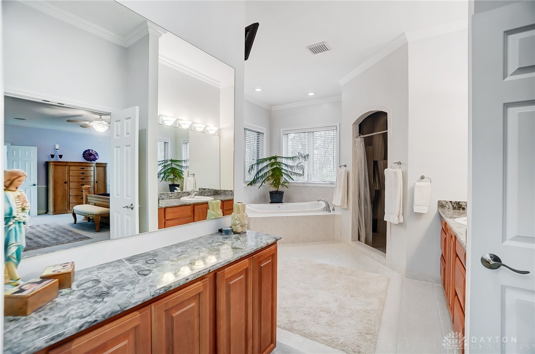 3558 Golden Fox Trail