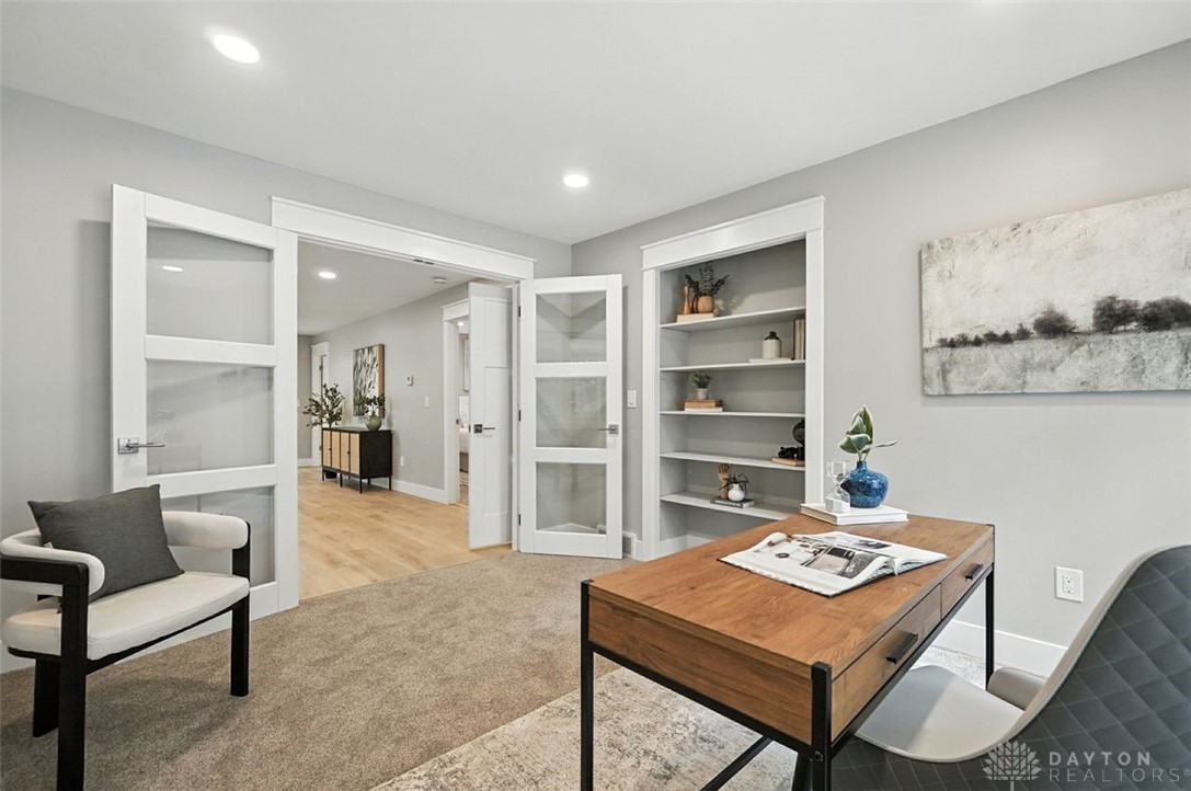 141 W Concord Drive