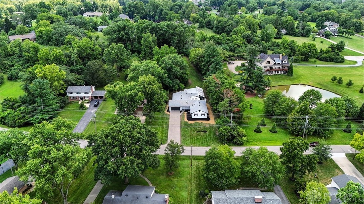 141 W Concord Drive