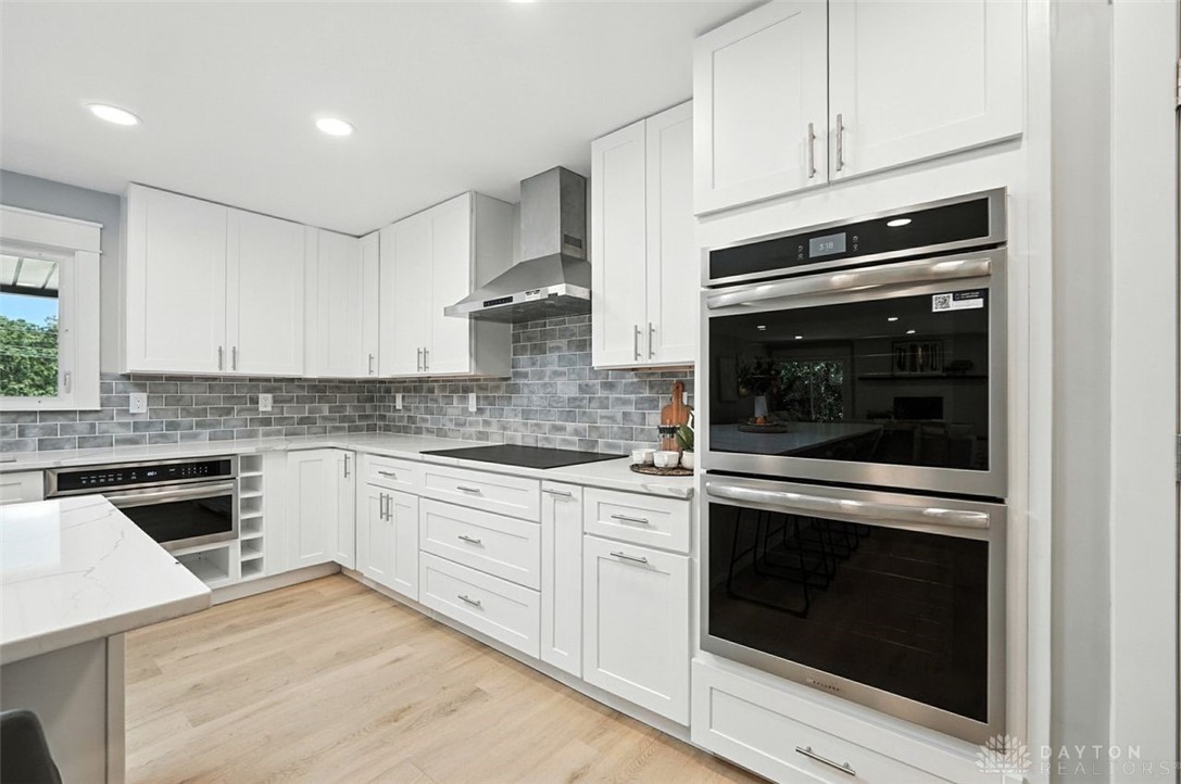 141 W Concord Drive