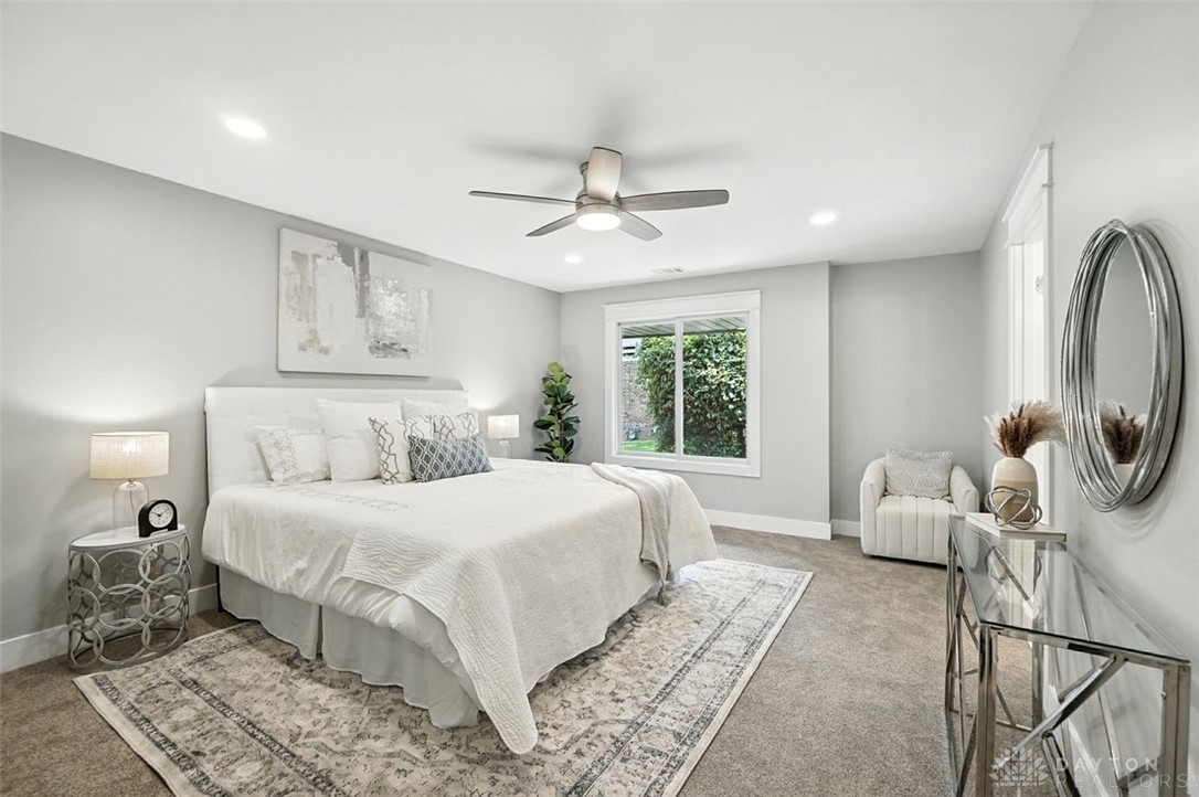 141 W Concord Drive