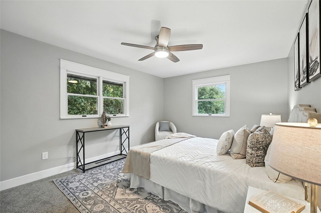 141 W Concord Drive