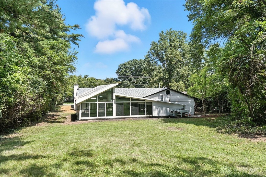 141 W Concord Drive