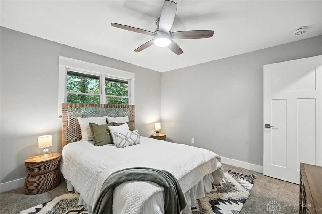 141 W Concord Drive