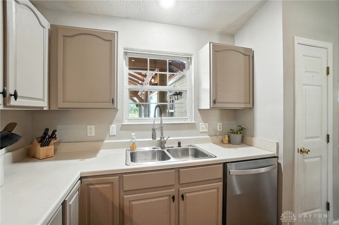 7111 Tallwood Court