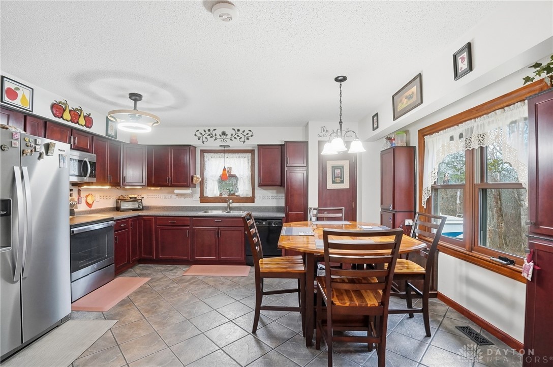 7182 Brook Drive
