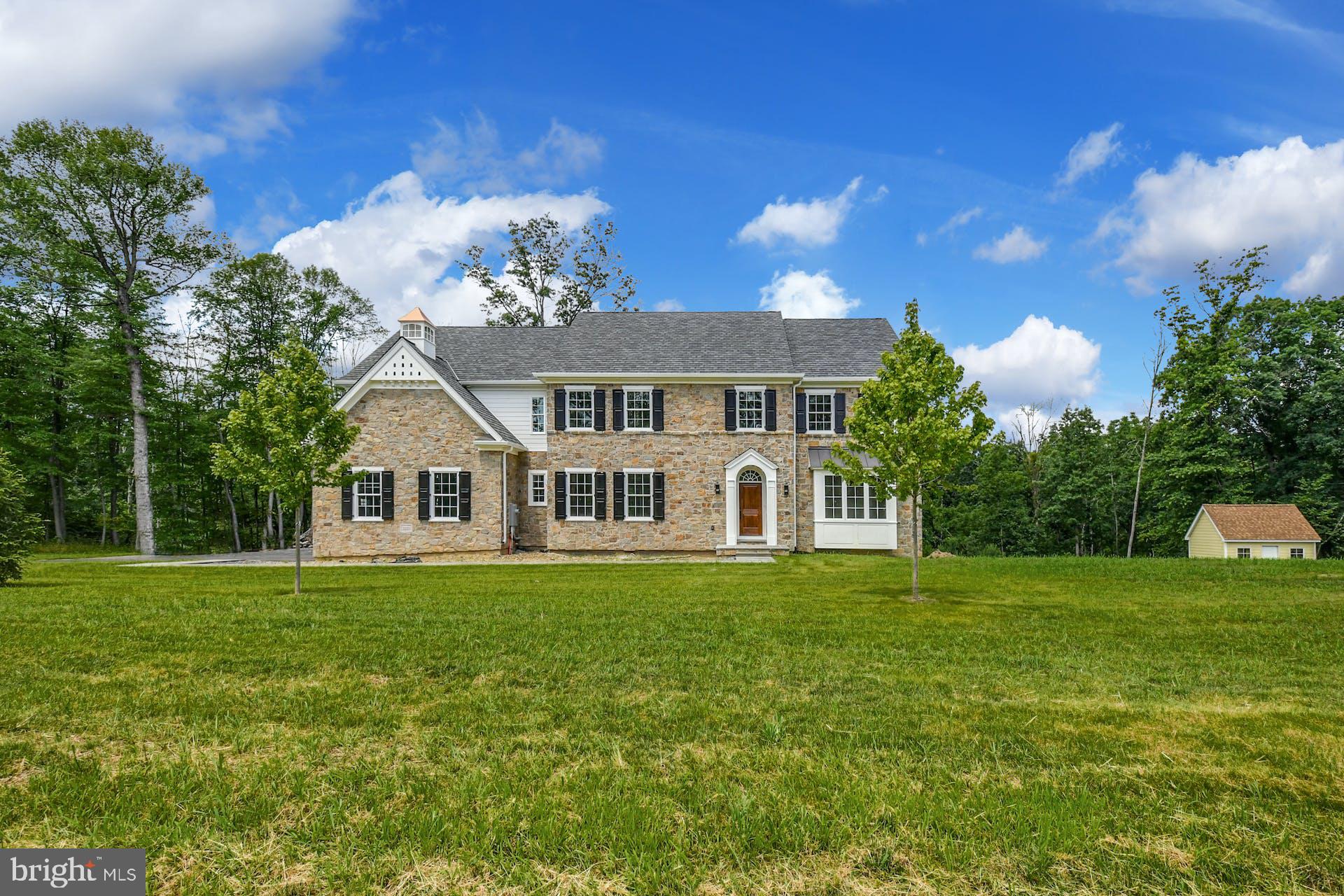 6535 GROVELAND ROAD