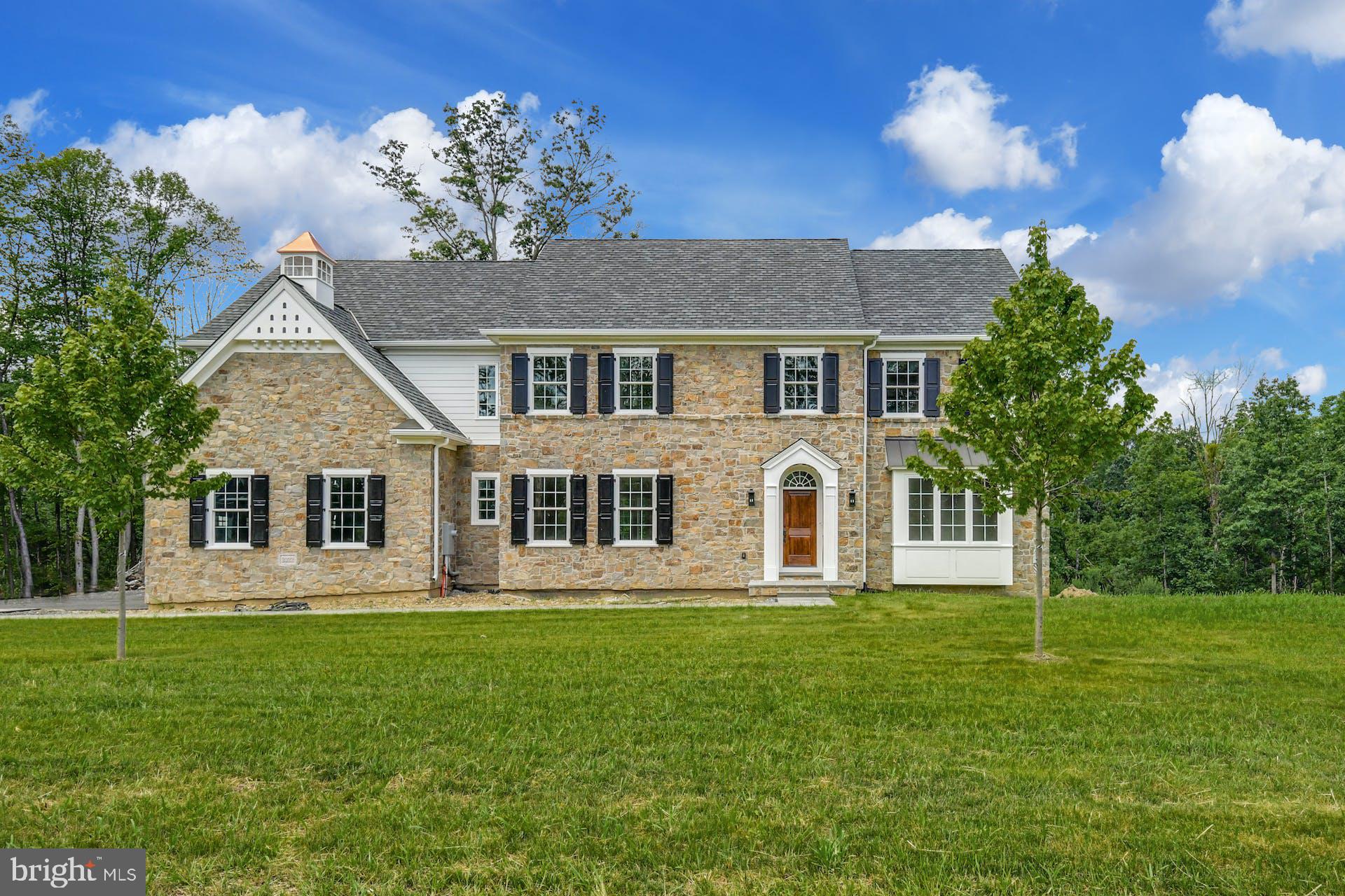 6535 GROVELAND ROAD