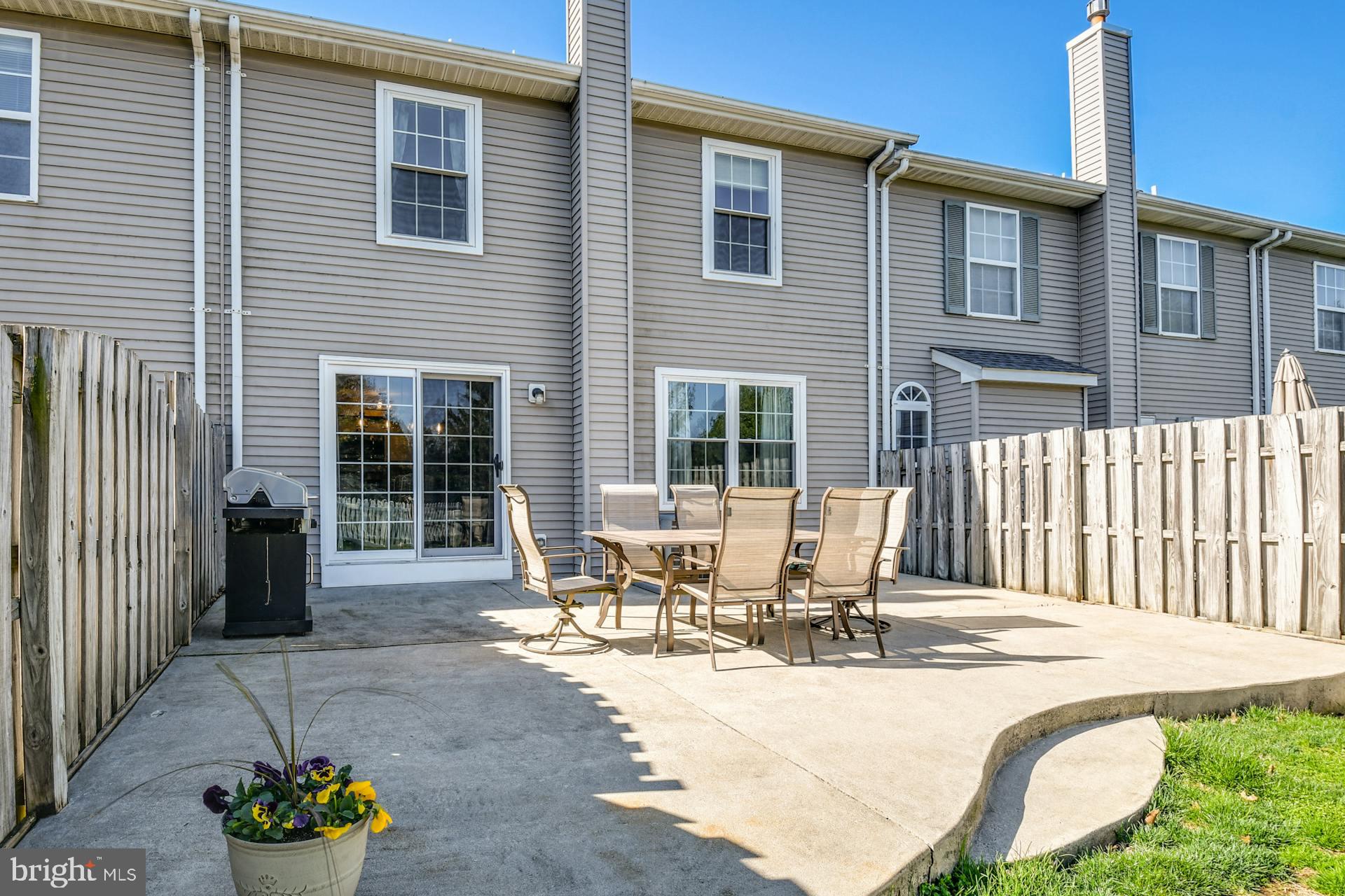 4933 TALL CEDAR COURT