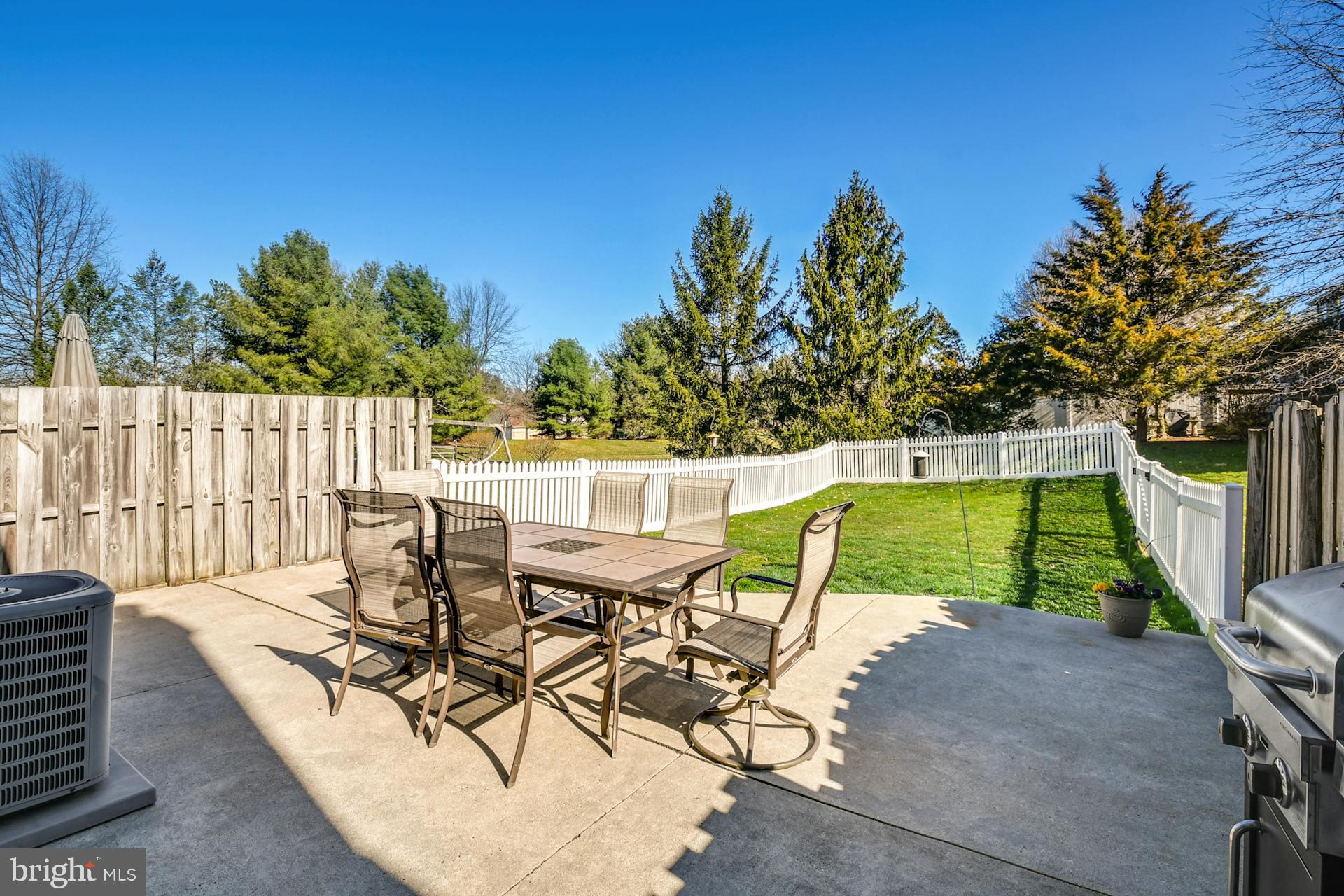 4933 TALL CEDAR COURT