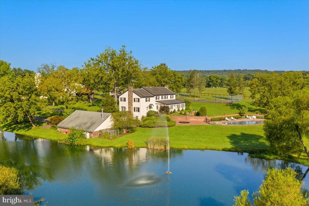 1315 PINEVILLE ROAD MAIN HOUSE