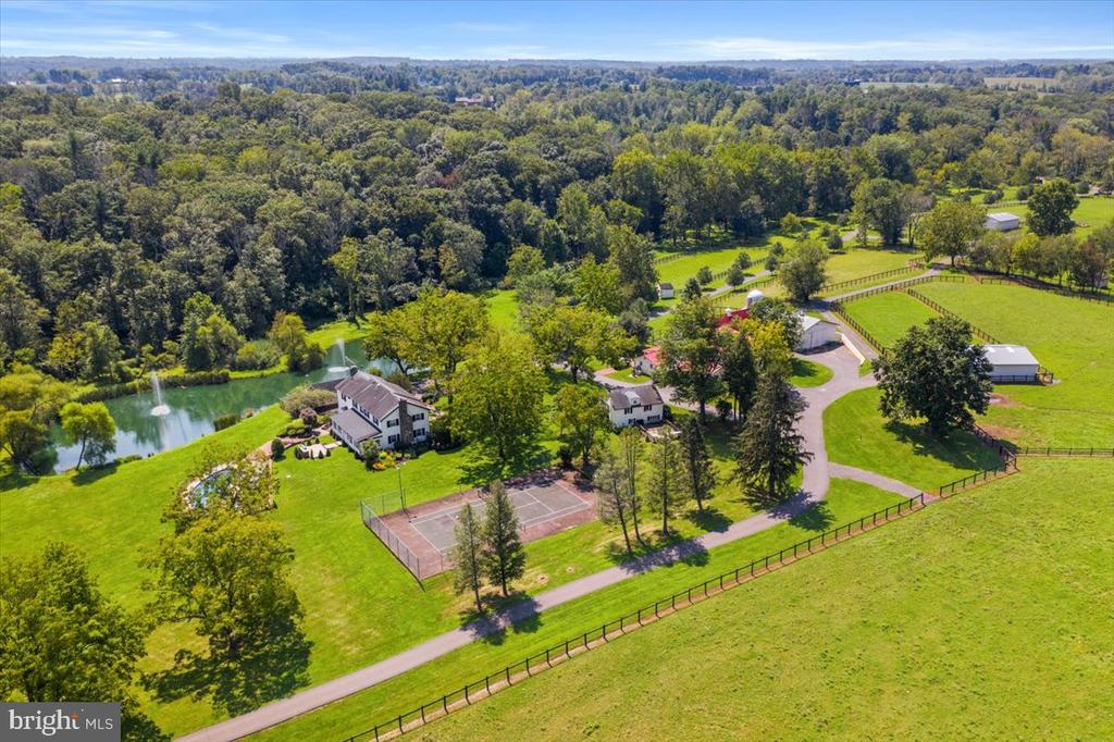 1315 PINEVILLE ROAD MAIN HOUSE