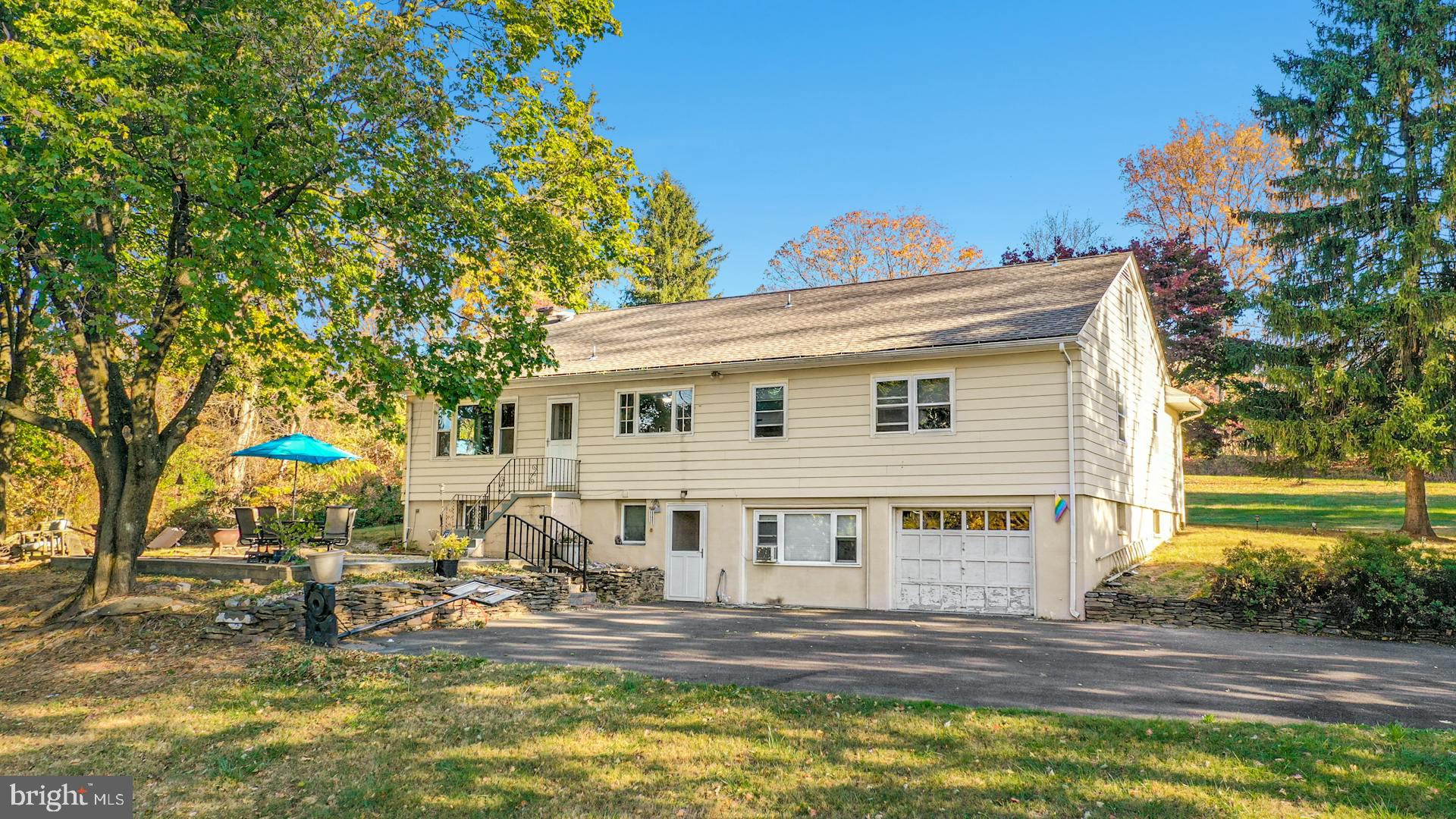 1165 SWAMP ROAD
